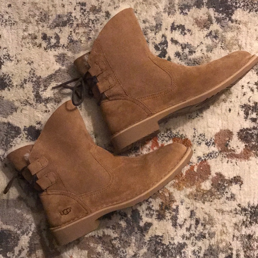 Brown Ugg Boot Size 9
